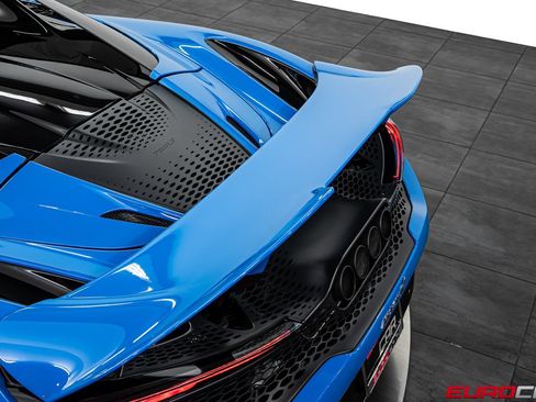 Used 2022 McLaren 765LT RWD image 25