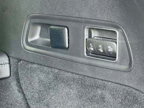 Certified 2026 Mercedes-Benz GLS 450 4MATIC image 48