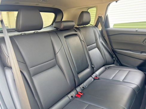 Used 2024 Nissan Rogue SV w/ SV Premium Package FWD image 34