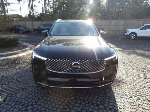 New 2026 Volvo XC90 T8 Ultra w/ Protection Package Premier AWD/4WD image 2