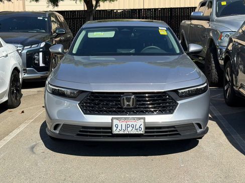 Used 2023 Honda Accord EX image 3