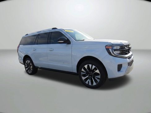 Used 2026 Ford Expedition Max Platinum w/ Driver's Package AWD/4WD image 1