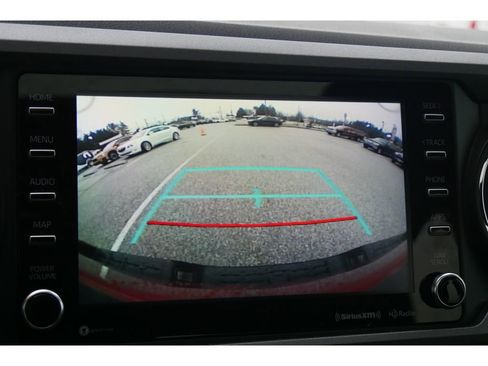 Used 2022 Toyota Tacoma TRD Off-Road w/ TRD Premium Off Road Package image 28