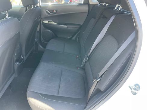 Used 2023 Hyundai Kona SEL w/ Cargo Package AWD/4WD image 7