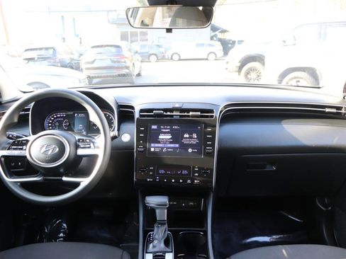 Used 2024 Hyundai Tucson SEL FWD image 16