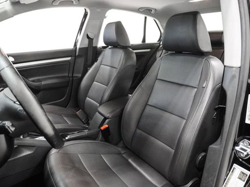 Used 2009 Volkswagen Jetta Wolfsburg Edition image 5