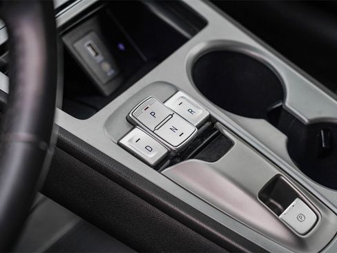 Used 2019 Hyundai Kona Limited image 20