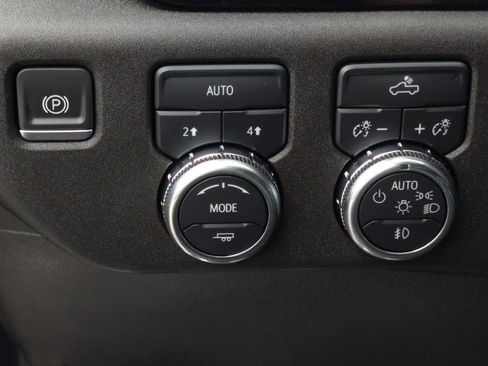 Used 2024 GMC Sierra 1500 Elevation AWD/4WD image 26