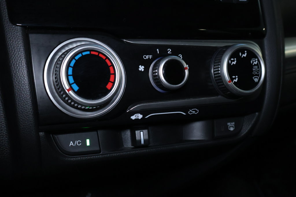 Used 2019 Honda Fit LX image 27
