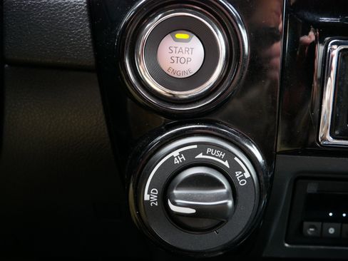 Used 2023 Nissan Titan Platinum Reserve w/ Moonroof Package image 28