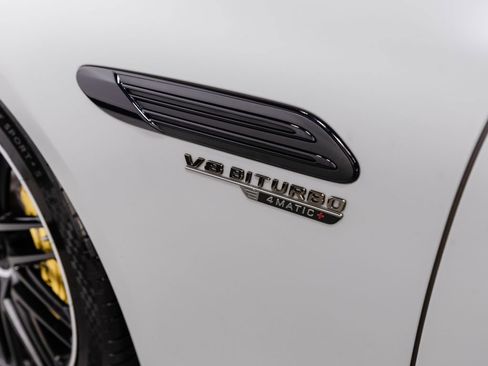 Used 2022 Mercedes-Benz SL 63 AMG 4MATIC image 41