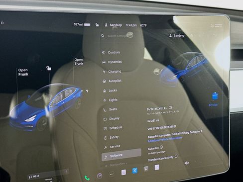 Used 2019 Tesla Model 3 Standard Range Plus image 17