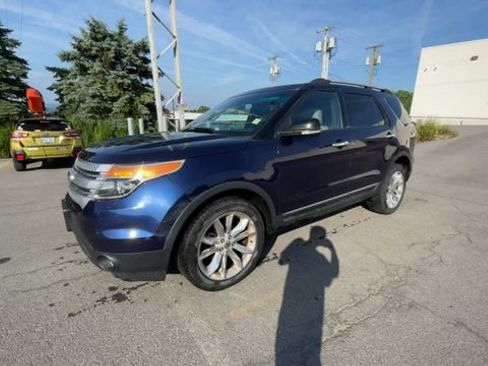 Used 2011 Ford Explorer XLT w/ 202A Rapid Spec Order Code AWD/4WD image 5
