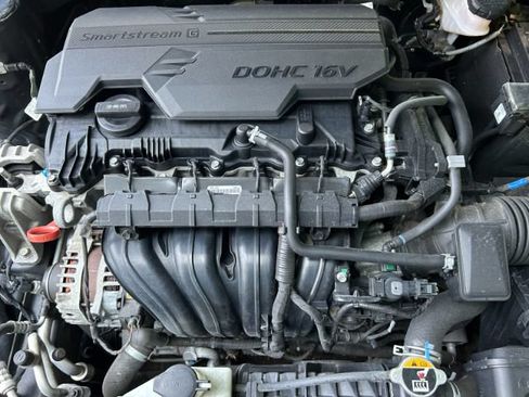 Used 2021 Hyundai Elantra SEL FWD image 37