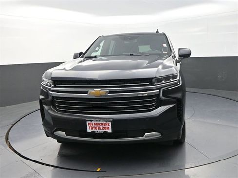 Used 2023 Chevrolet Tahoe LT image 3