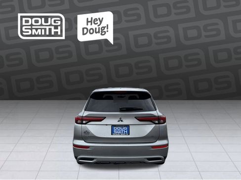 Used 2022 Mitsubishi Outlander SEL Black Edition image 4