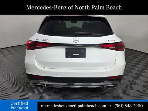 Used 2024 Mercedes-Benz GLC 300 4MATIC image 5