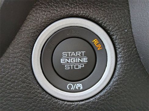 Used 2022 RAM 1500 Big Horn image 32