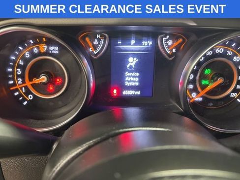 Used 2023 Jeep Gladiator Sport AWD/4WD image 10