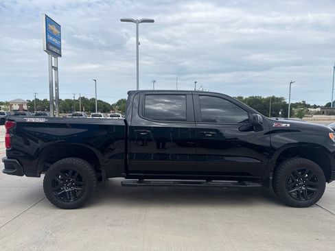 Used 2026 Chevrolet Silverado 1500 LT Trail Boss w/ Convenience Package II AWD/4WD image 6