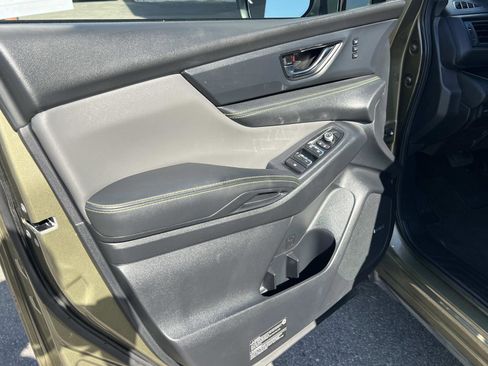 Used 2023 Subaru Ascent Onyx Edition Limited image 6