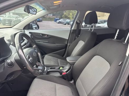 Used 2018 Hyundai Kona SEL image 27