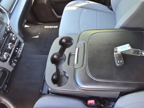 Used 2024 RAM 3500 Big Horn image 24