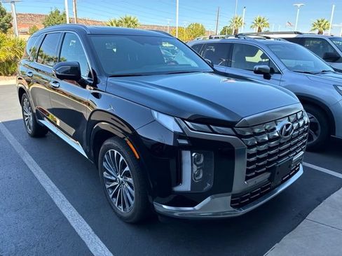 Used 2025 Hyundai Palisade Calligraphy AWD/4WD image 2
