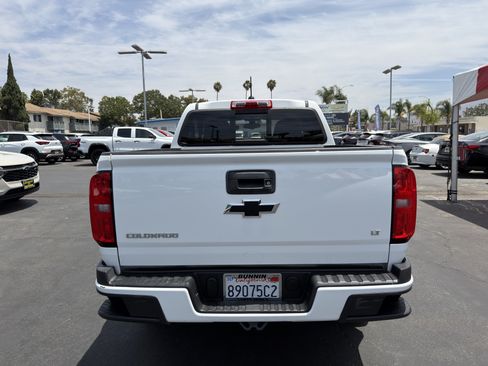 Used 2016 Chevrolet Colorado LT w/ LT Convenience Package RWD image 7