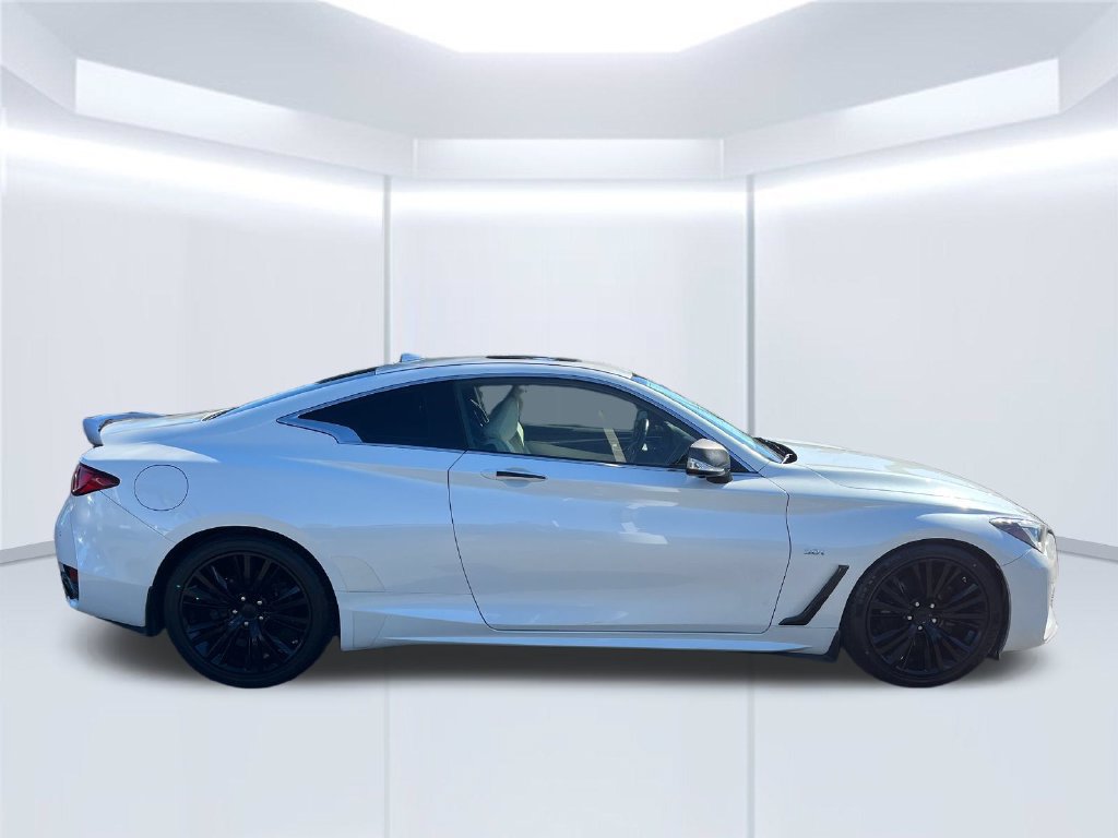 Used 2017 INFINITI Q60 3.0t w/ Premium Plus Package 3.0T RWD image 6