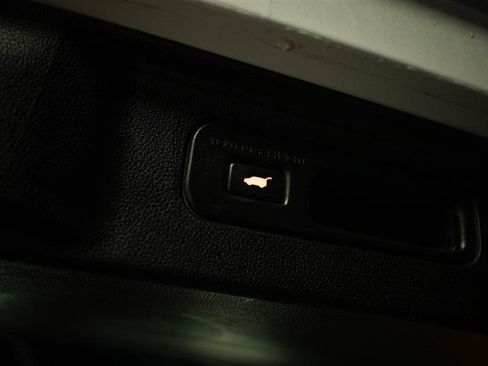 Used 2024 Honda Pilot EX-L image 8