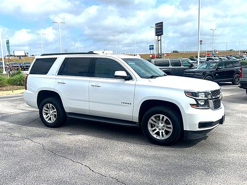 Used 2017 Chevrolet Tahoe LT RWD image 4