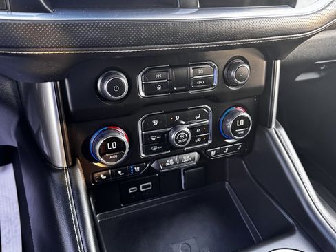 Used 2024 Chevrolet Suburban Premier w/ Premium Package image 22