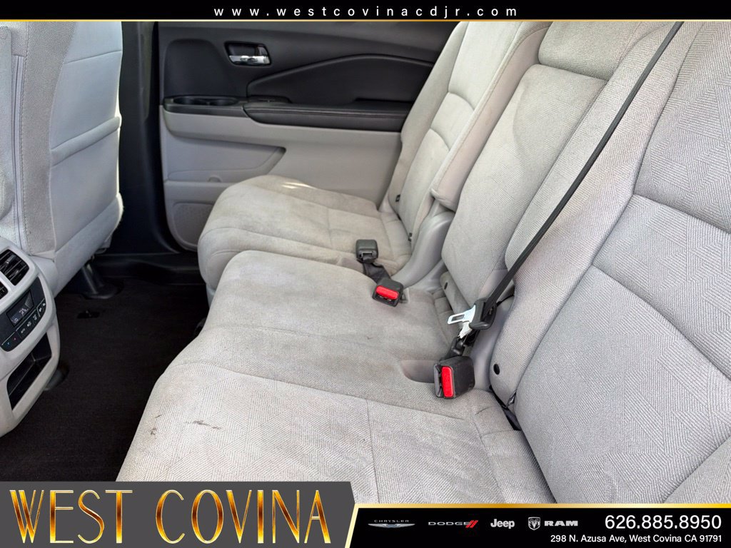 Used 2020 Honda Pilot EX image 25