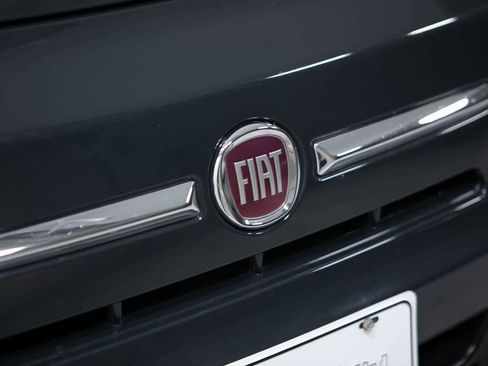 Used 2018 FIAT 500 e w/ Esport Package image 28