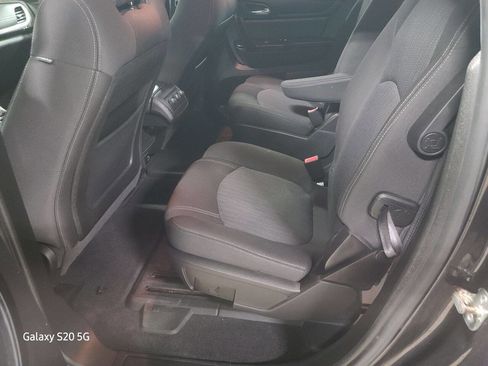 Used 2017 Chevrolet Traverse LT w/ Style and Technology Package image 20