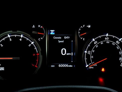 Used 2021 Toyota 4Runner Nightshade AWD/4WD image 27
