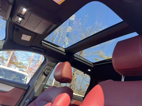 Used 2025 MAZDA CX-70 3.3 Turbo w/ Premium Plus Pkg image 17