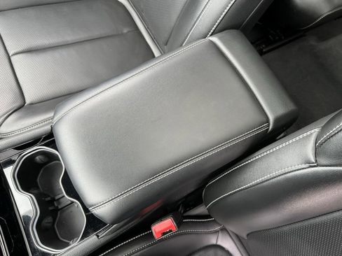 Used 2023 Jeep Grand Cherokee L Limited w/ Luxury Tech Group II image 25