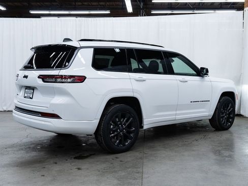 New 2026 Jeep Grand Cherokee L Limited image 6