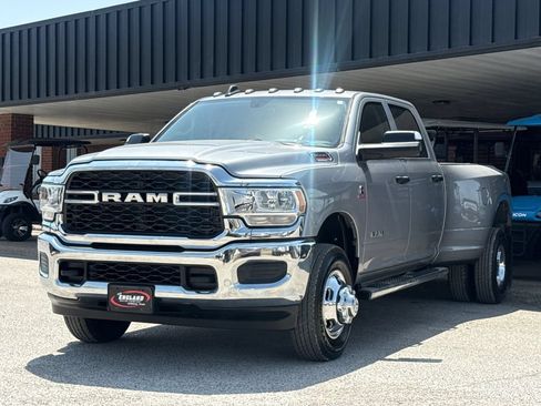 Used 2020 RAM 3500 Tradesman AWD/4WD image 3