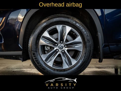 Used 2022 Toyota Highlander XLE image 25