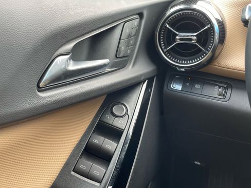 Used 2025 Chevrolet Equinox ACTIV w/ Safety and Technology Package image 20