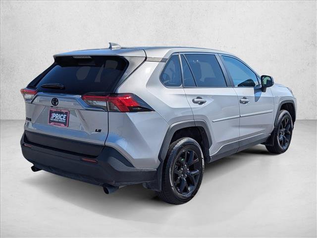 Used 2024 Toyota RAV4 LE FWD image 5