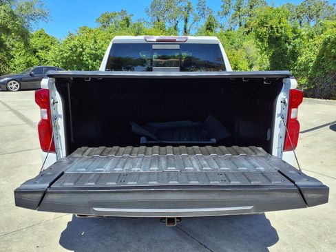 Used 2022 Chevrolet Silverado 1500 High Country AWD/4WD image 18
