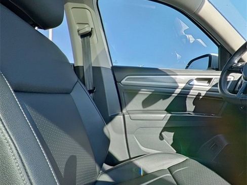 Used 2019 Volkswagen Atlas SE w/ Panoramic Sunroof Package image 29