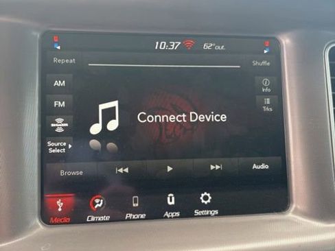 Used 2023 Dodge Charger SXT RWD image 16