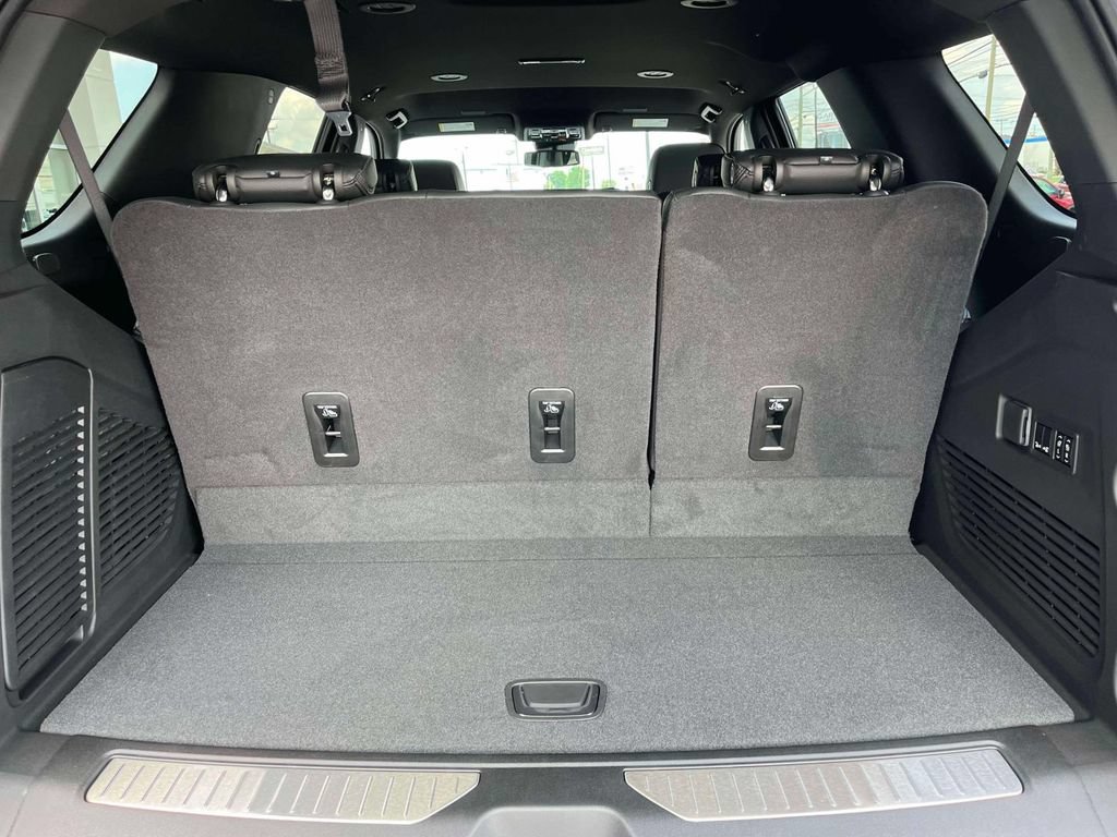 New 2026 GMC Yukon Denali AWD/4WD image 19