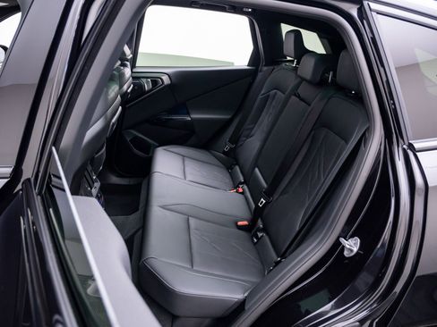 New 2026 BMW X3 xDrive30 w/ Premium Package AWD/4WD image 18