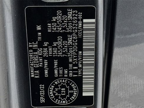 Used 2023 Kia Telluride EX image 32